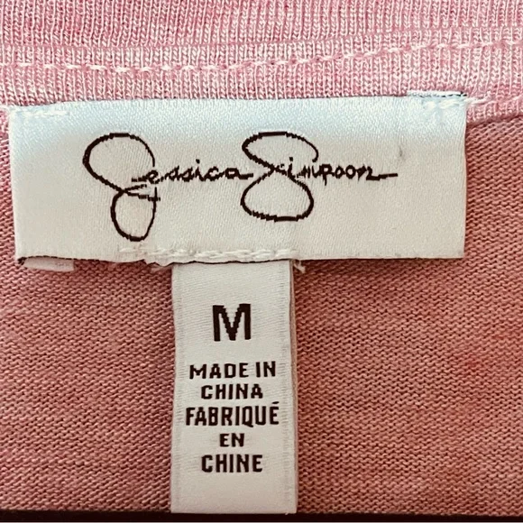 Jessica Simpson Heathered Rose V-Neck Short Sleeve Tee - Picture 4 of 7